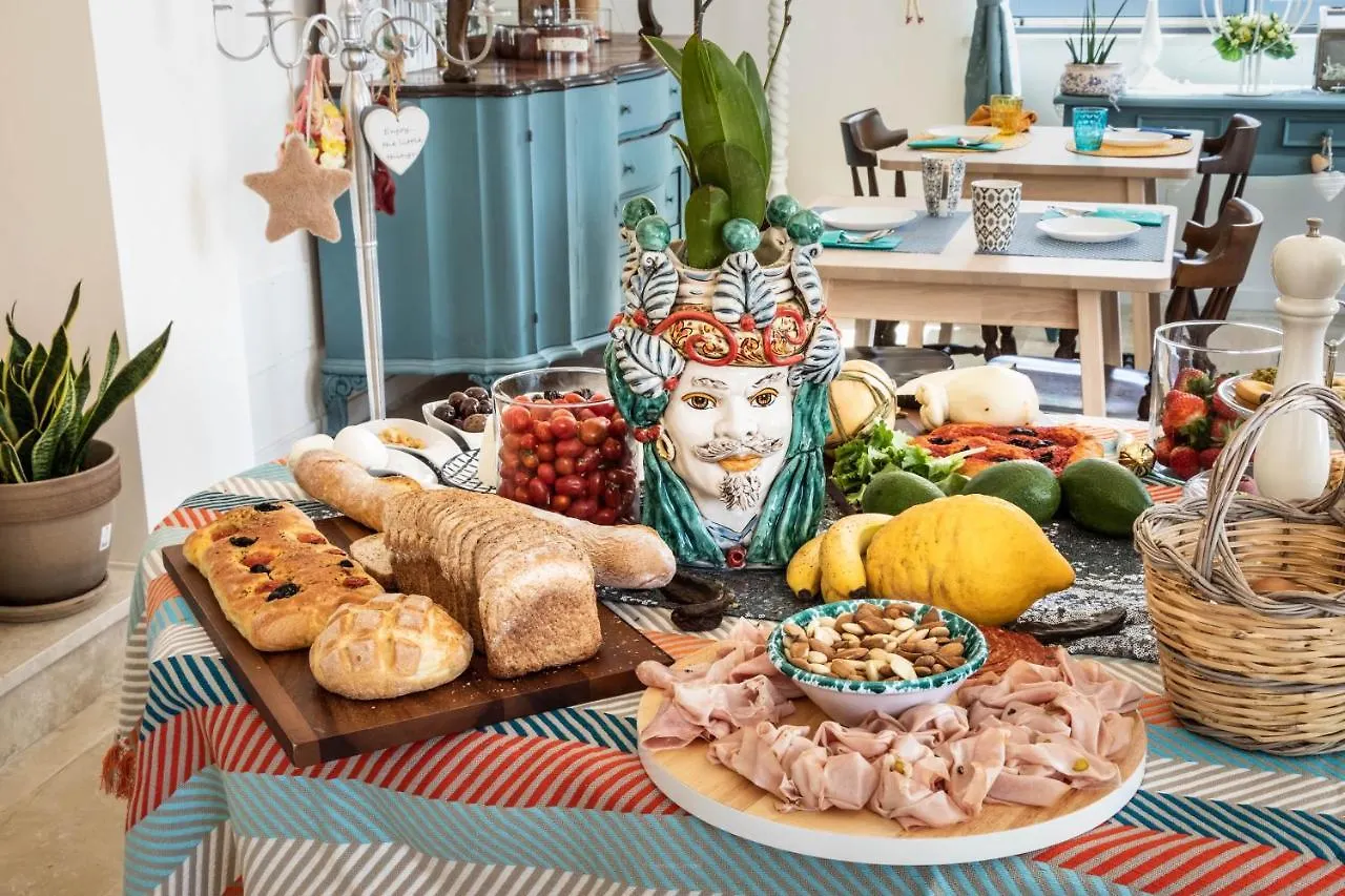 Michael Garden Bed & Breakfast Noto Italy