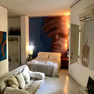 Artroom Garden Appartement